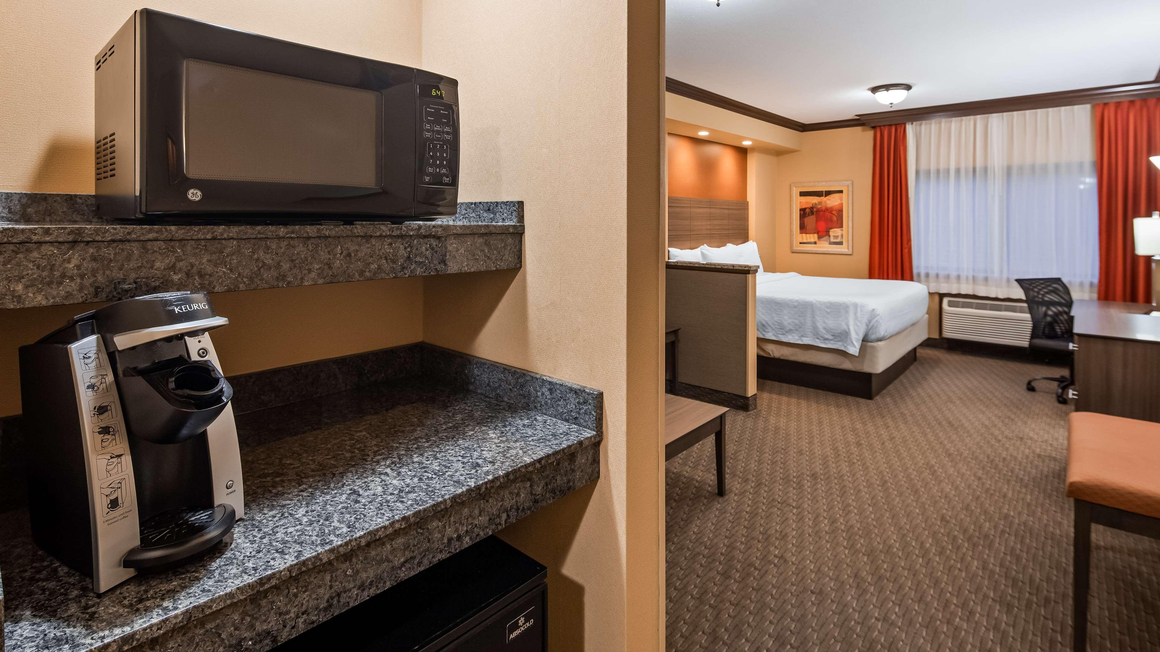 Best Western Plus North Canton Inn&Suites Exterior foto