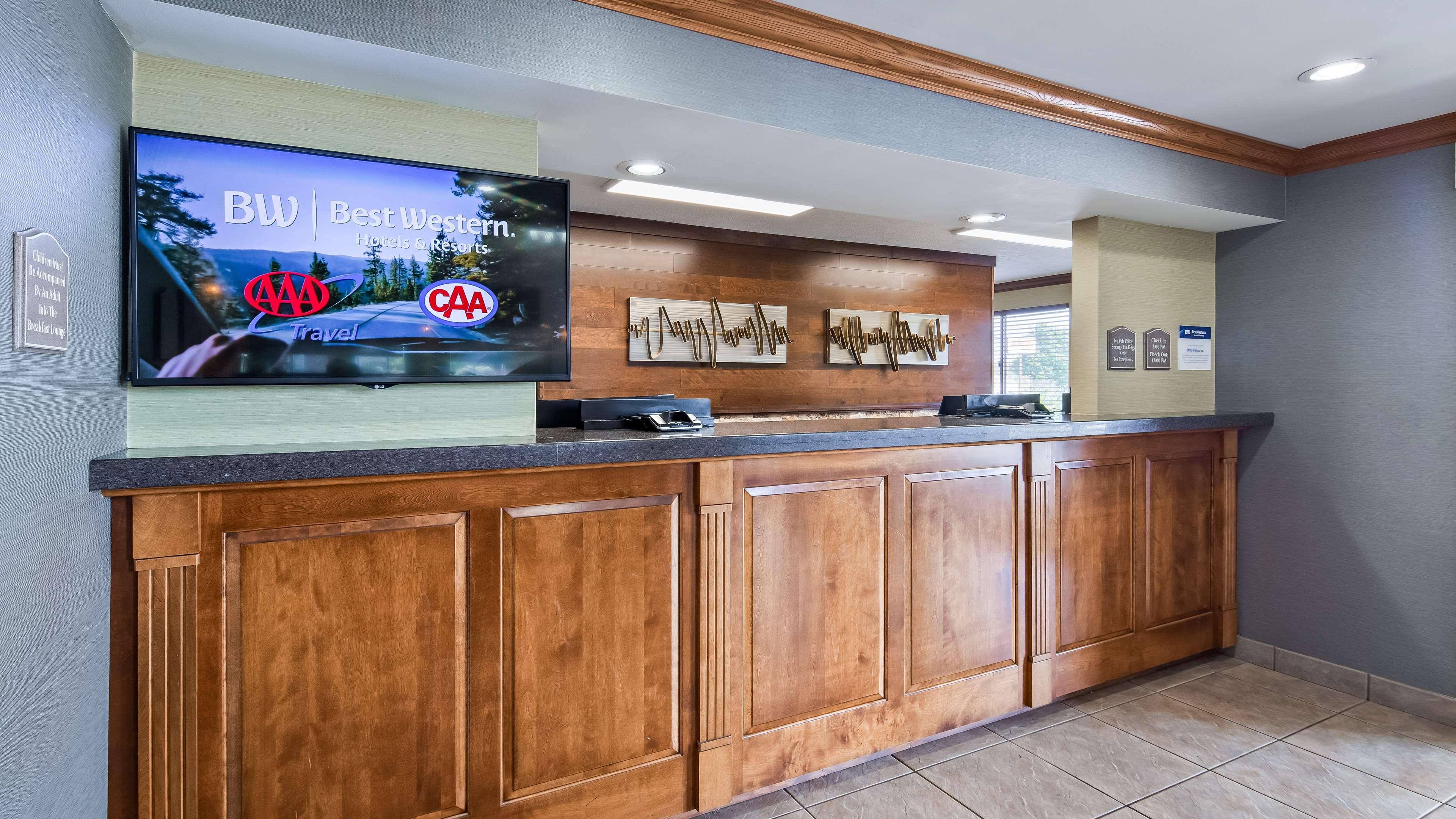 Best Western Plus North Canton Inn&Suites Exterior foto