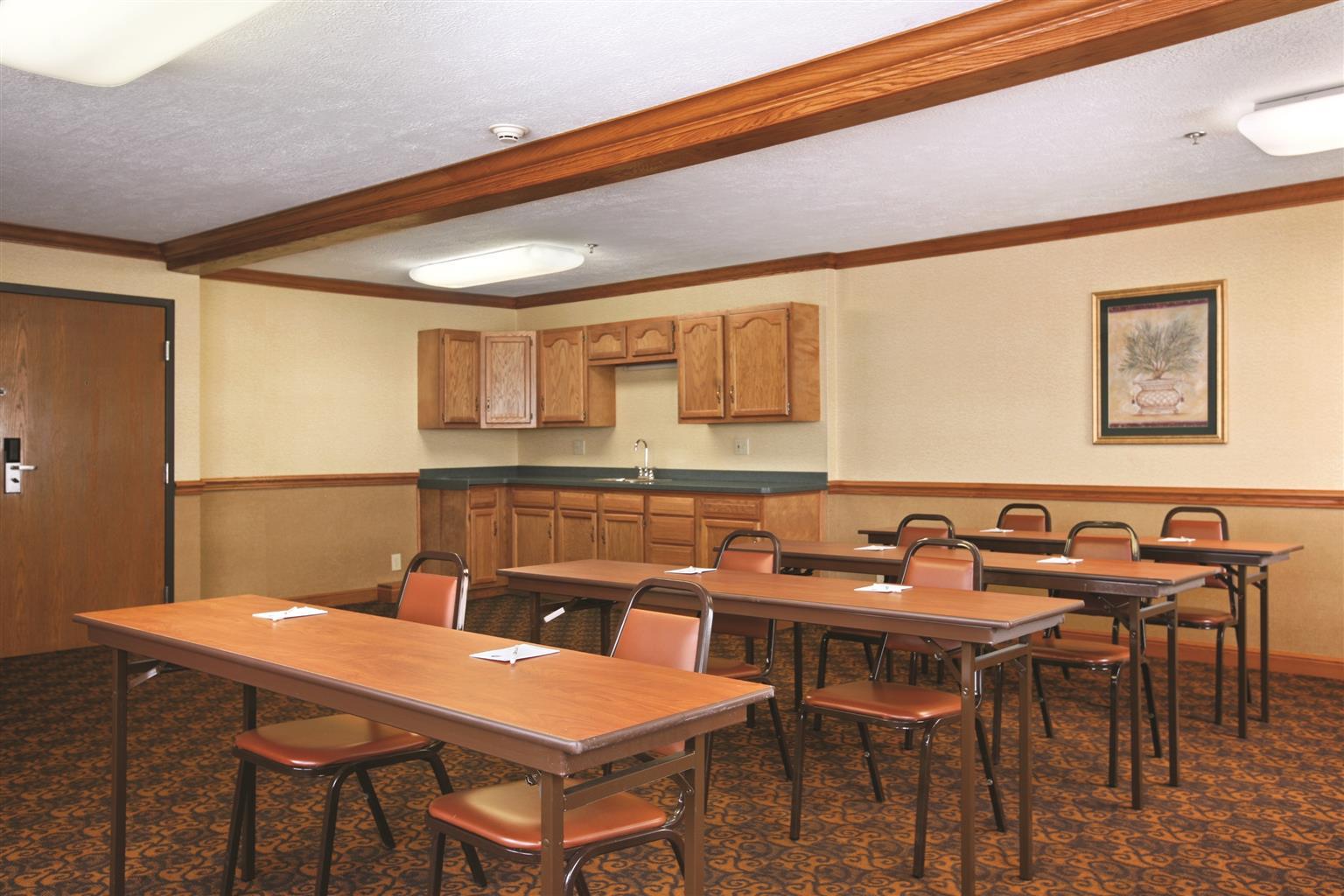 Best Western Plus North Canton Inn&Suites Exterior foto